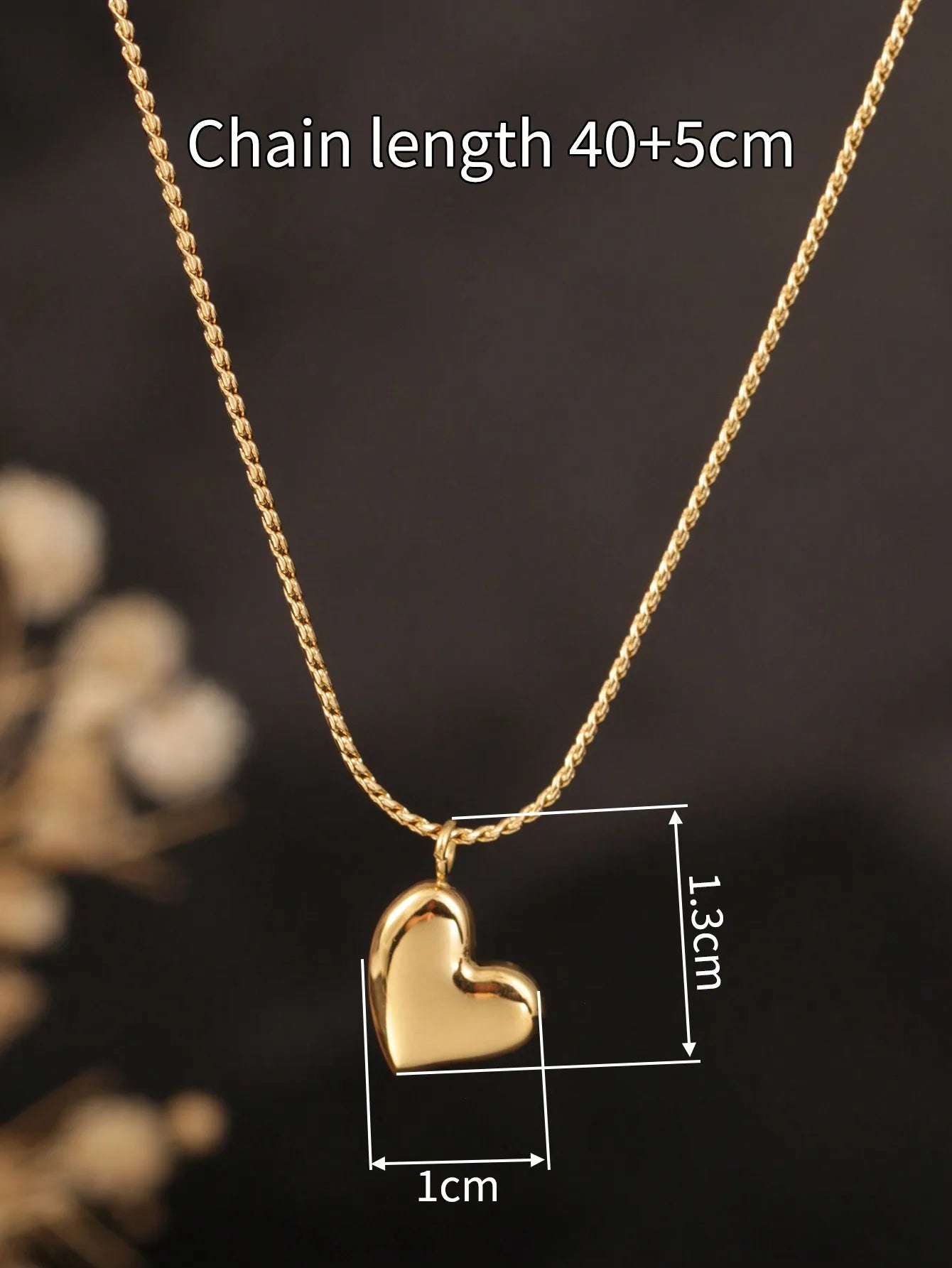 Minimalist Curved Heart Pendant Necklace In Gold-Tone